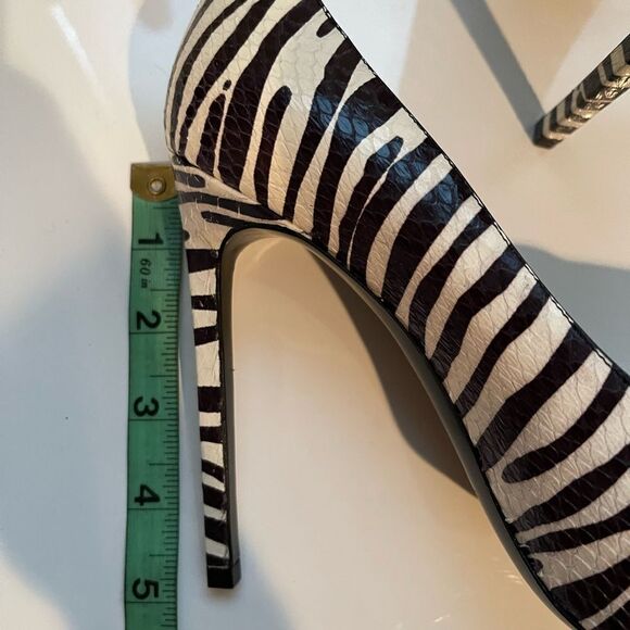 Saint Laurent Paris Pumps Size 38 Never Worn - Picture 3 of 7